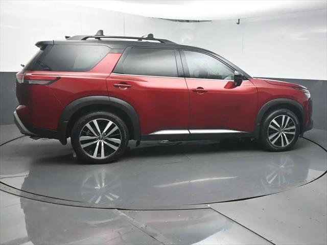 2024 Nissan Pathfinder Platinum FWD