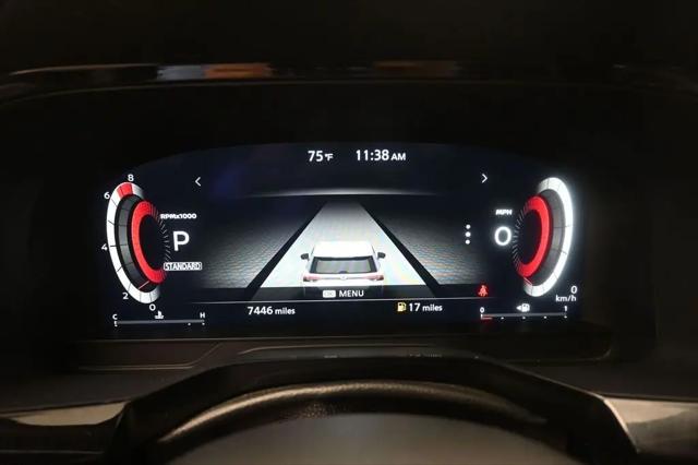 2024 Nissan Pathfinder Platinum FWD