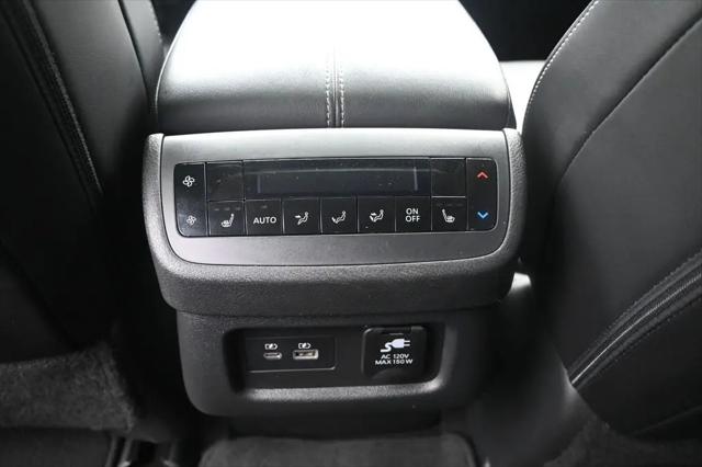 2024 Nissan Pathfinder Platinum FWD