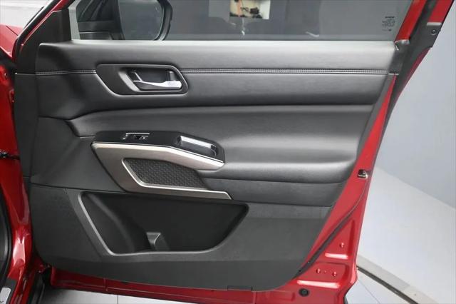 2024 Nissan Pathfinder Platinum FWD