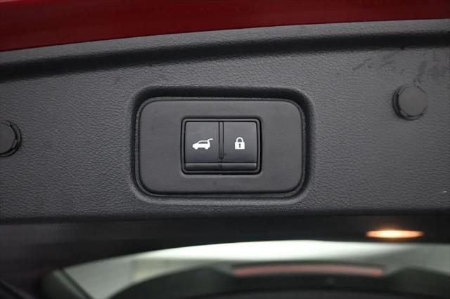 2024 Nissan Pathfinder Platinum FWD