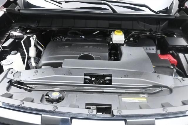 2024 Nissan Pathfinder Platinum FWD