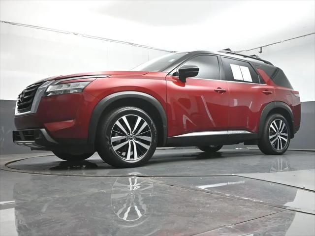 2024 Nissan Pathfinder Platinum FWD