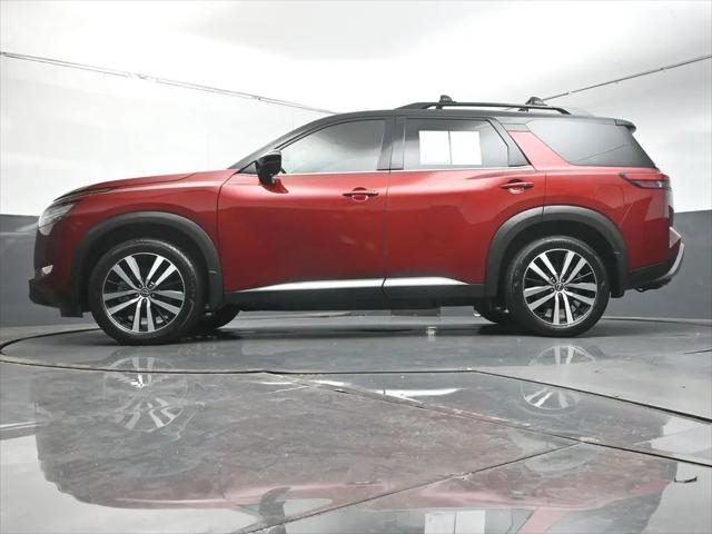 2024 Nissan Pathfinder Platinum FWD