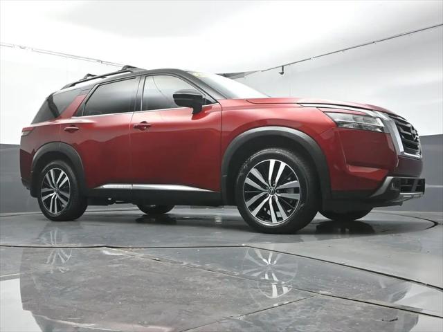 2024 Nissan Pathfinder Platinum FWD