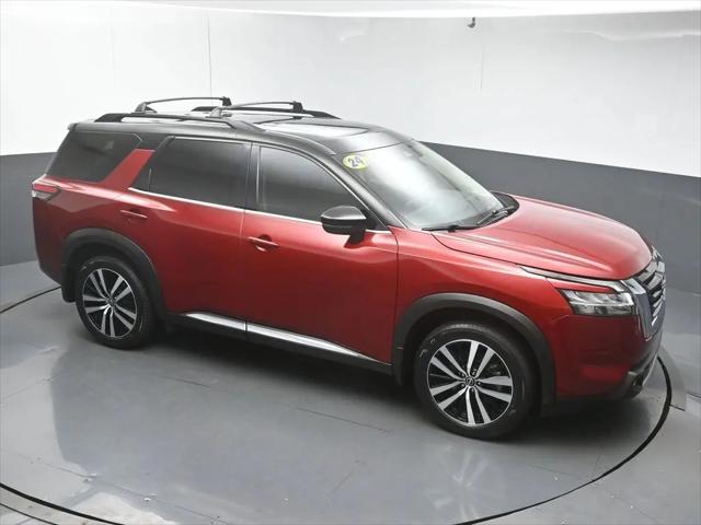 2024 Nissan Pathfinder Platinum FWD
