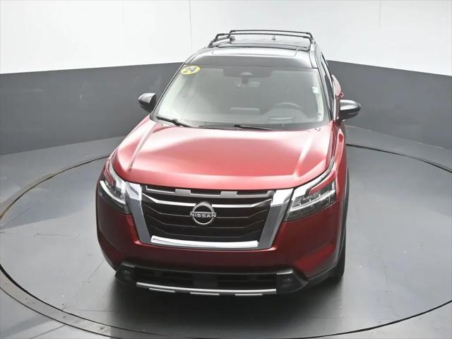 2024 Nissan Pathfinder Platinum FWD