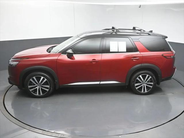 2024 Nissan Pathfinder Platinum FWD