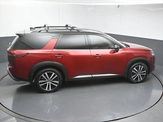 2024 Nissan Pathfinder Platinum FWD