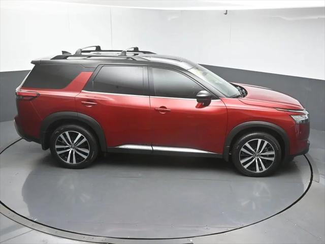 2024 Nissan Pathfinder Platinum FWD