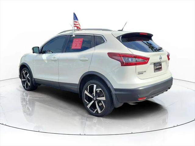 2021 Nissan Rogue Sport SL FWD Xtronic CVT