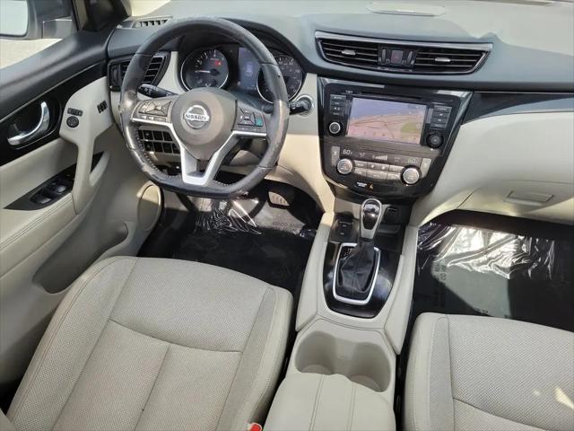 2021 Nissan Rogue Sport SL FWD Xtronic CVT