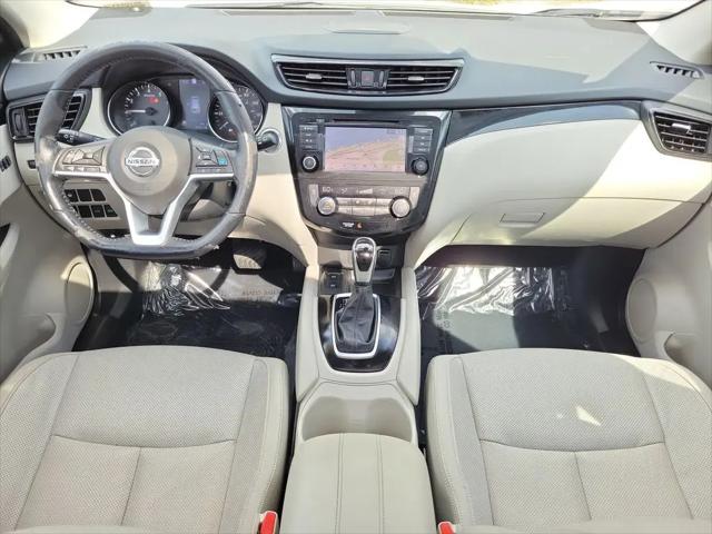 2021 Nissan Rogue Sport SL FWD Xtronic CVT