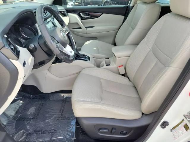 2021 Nissan Rogue Sport SL FWD Xtronic CVT