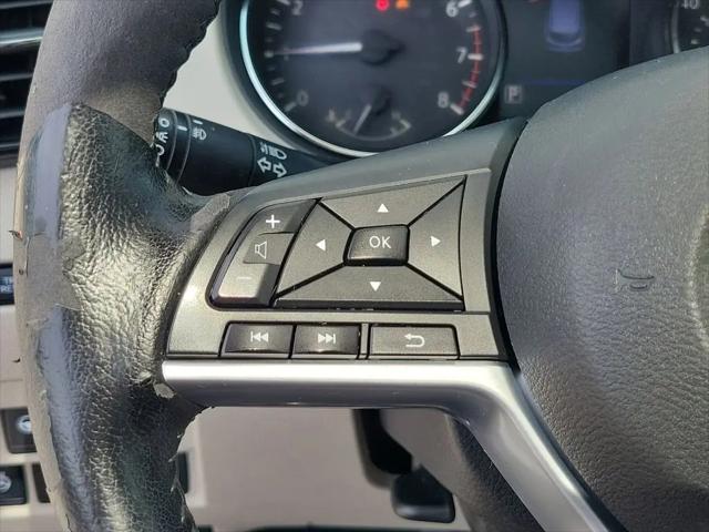 2021 Nissan Rogue Sport SL FWD Xtronic CVT