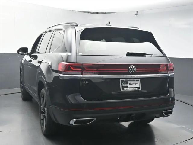 2026 Volkswagen Atlas SE with Technology