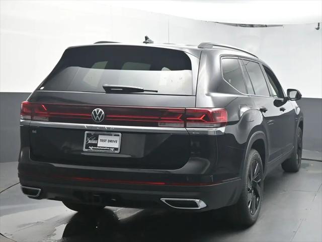 2026 Volkswagen Atlas SE with Technology