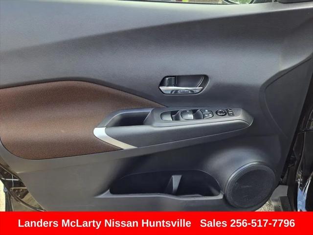 2024 Nissan Kicks SR Xtronic CVT