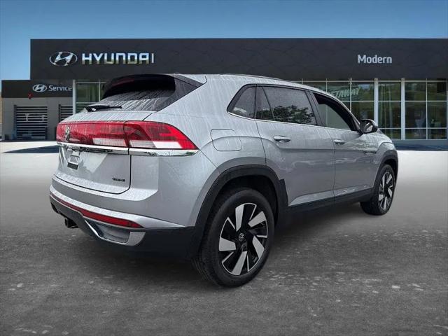 2024 Volkswagen Atlas Cross Sport 2.0T SE w/Technology