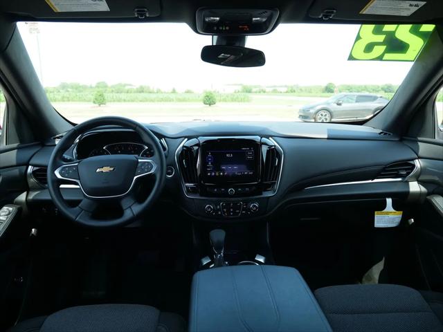 2023 Chevrolet Traverse FWD LT Cloth