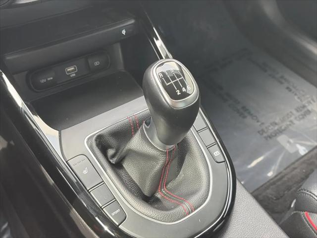 2022 Kia Forte GT Manual