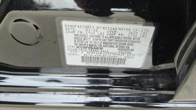 2025 Nissan Versa 1.6 SR