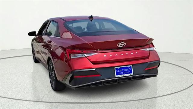 2025 Hyundai Elantra SEL Convenience