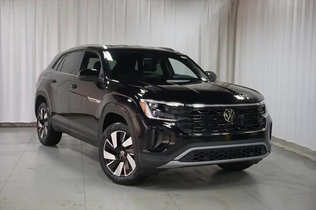 2026 Volkswagen Atlas Cross Sport SE with Technology
