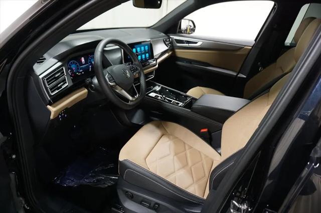 2026 Volkswagen Atlas Cross Sport SE with Technology
