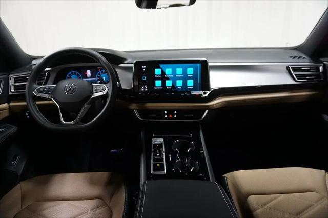 2026 Volkswagen Atlas Cross Sport SE with Technology