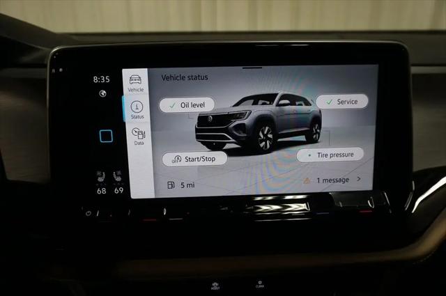 2026 Volkswagen Atlas Cross Sport SE with Technology