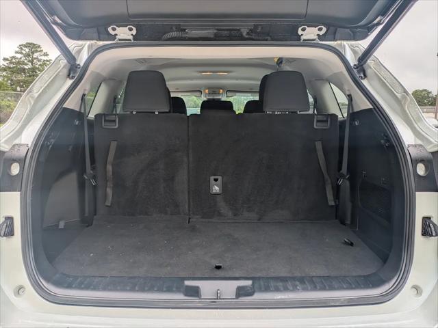 2023 Toyota Highlander Hybrid LE
