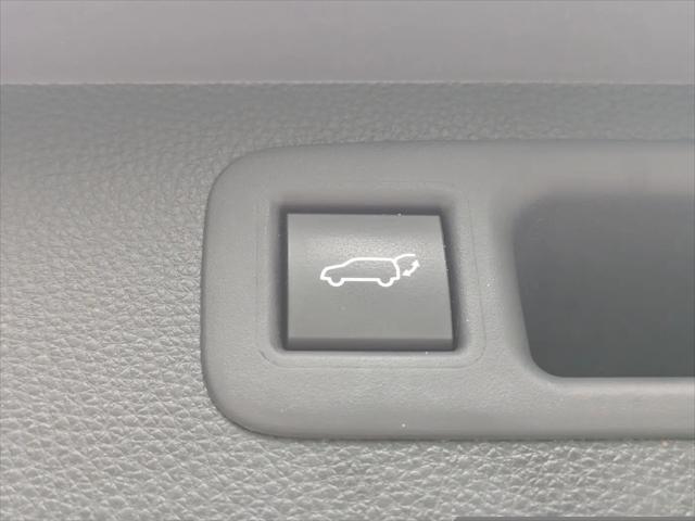 2023 Toyota Highlander Hybrid LE