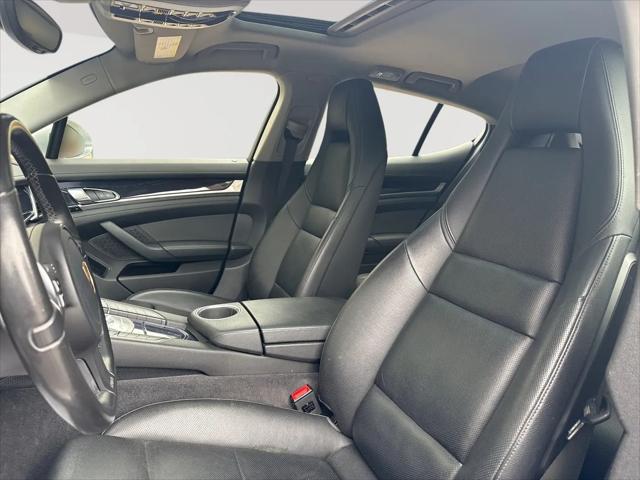 2016 Porsche Panamera Panamera