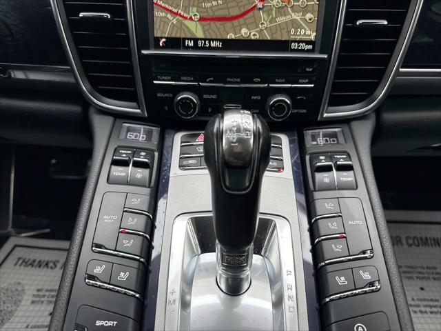 2016 Porsche Panamera Panamera