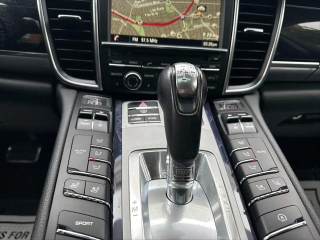 2016 Porsche Panamera Panamera