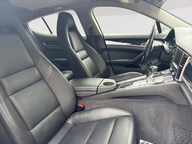 2016 Porsche Panamera Panamera