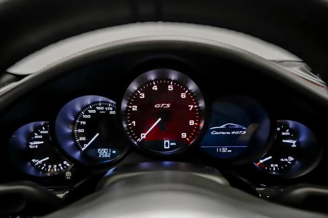2016 Porsche 911 Carrera GTS