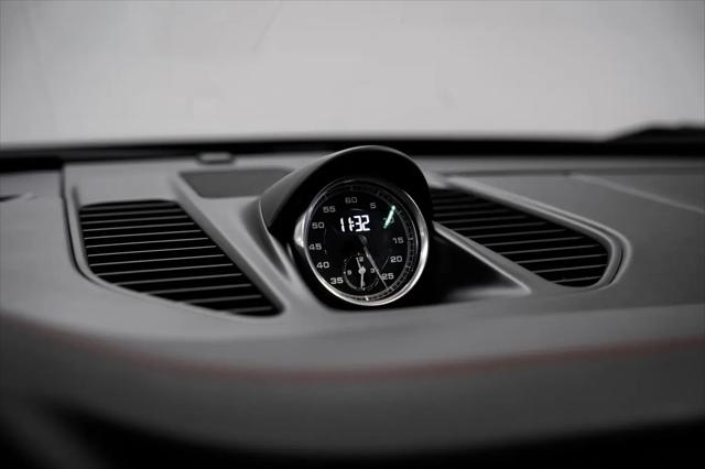 2016 Porsche 911 Carrera GTS