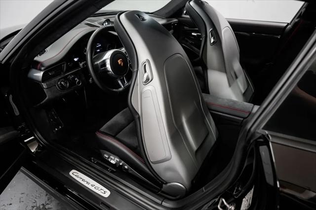 2016 Porsche 911 Carrera GTS