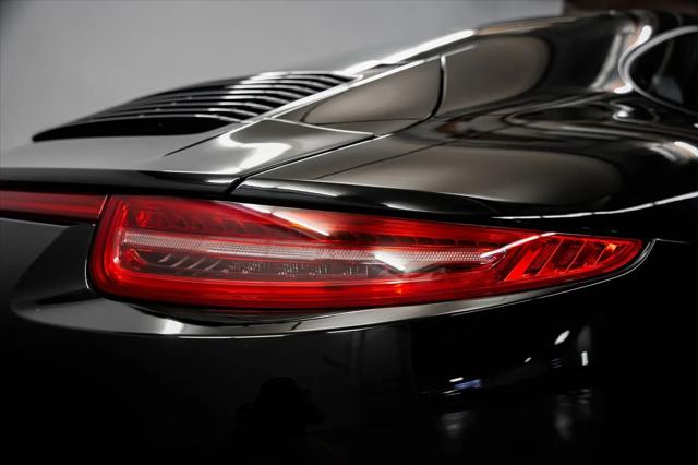 2016 Porsche 911 Carrera GTS