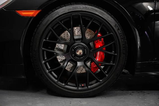 2016 Porsche 911 Carrera GTS