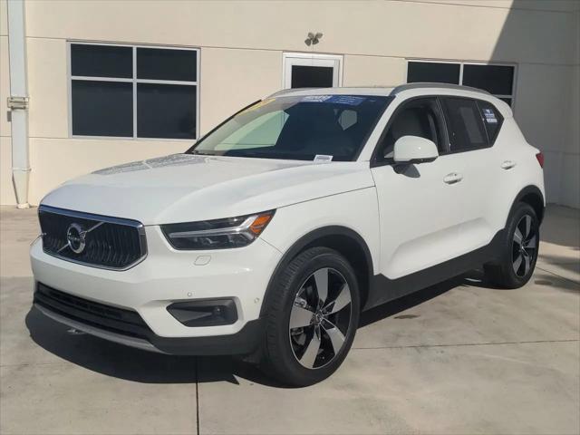 2019 Volvo XC40 T5 Momentum