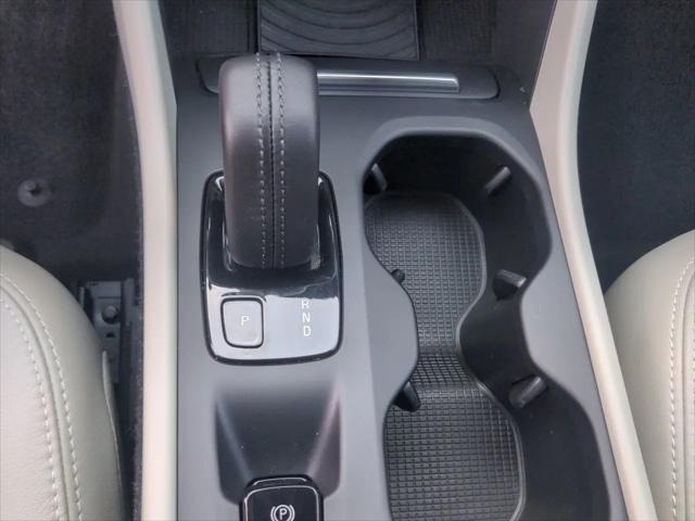 2019 Volvo XC40 T5 Momentum