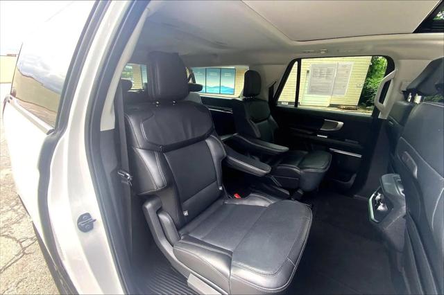 2025 Ford Expedition Platinum MAX