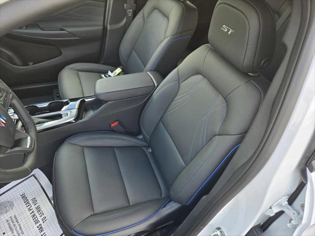 2026 Buick NV Sport Touring FWD