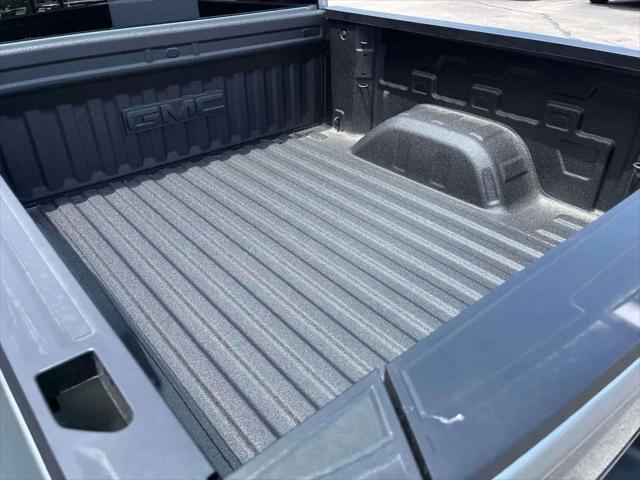 2026 GMC Sierra 1500 Crew Cab, Short Bed, SLT, 4WD