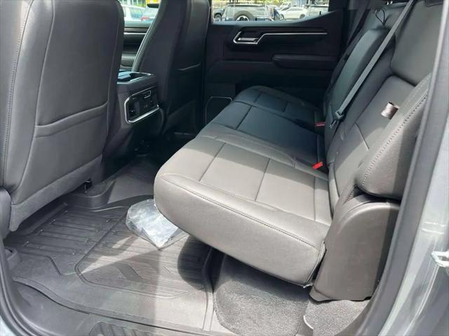 2026 GMC Sierra 1500 Crew Cab, Short Bed, SLT, 4WD