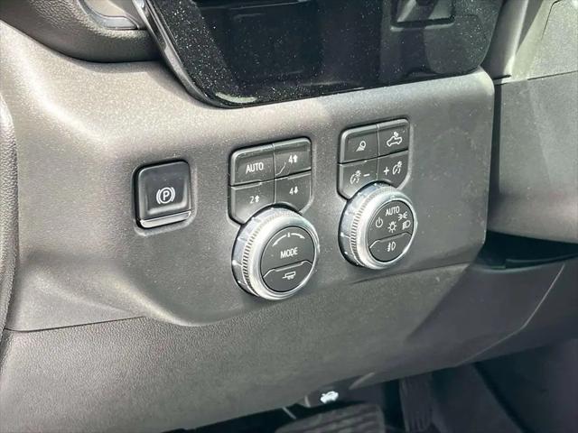 2026 GMC Sierra 1500 Crew Cab, Short Bed, SLT, 4WD