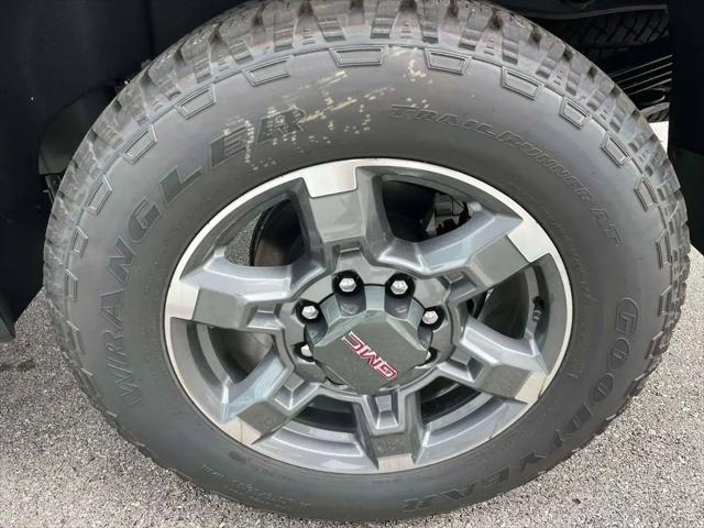 2026 GMC Sierra 2500HD Crew Cab, Standard Bed, SLT, 4WD